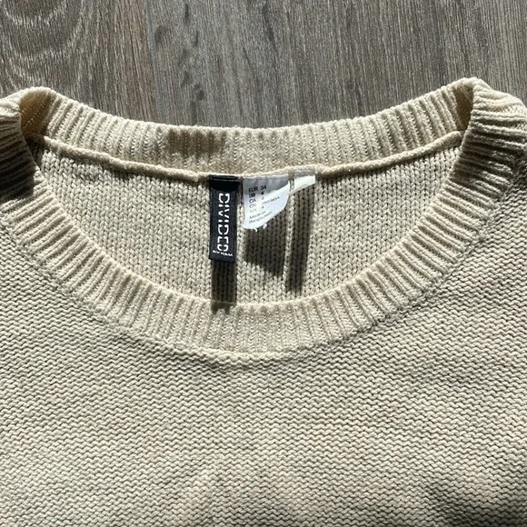 Knit sweater - Picture 3 of 4